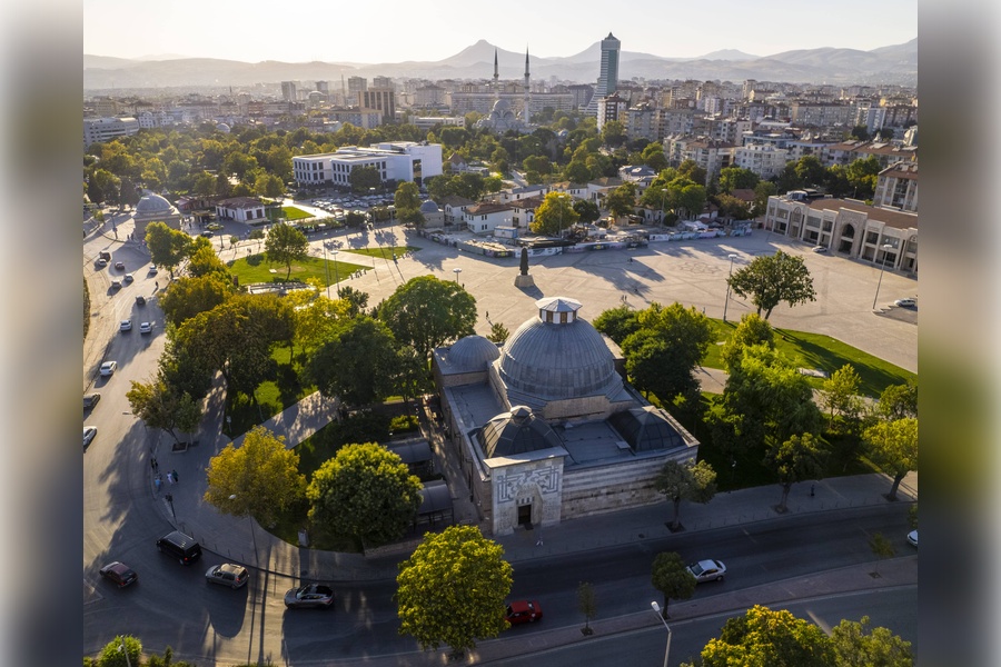 konyakarataymedresesi6.