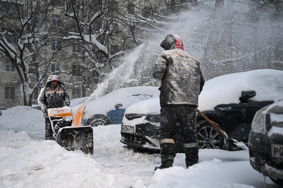 На Москву вновь обрушились сильные снегопады