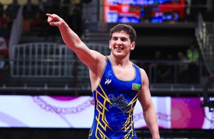  Алп Арслан Бегенджов занял 3-е место на чемпионате Азии по вольной борьбе