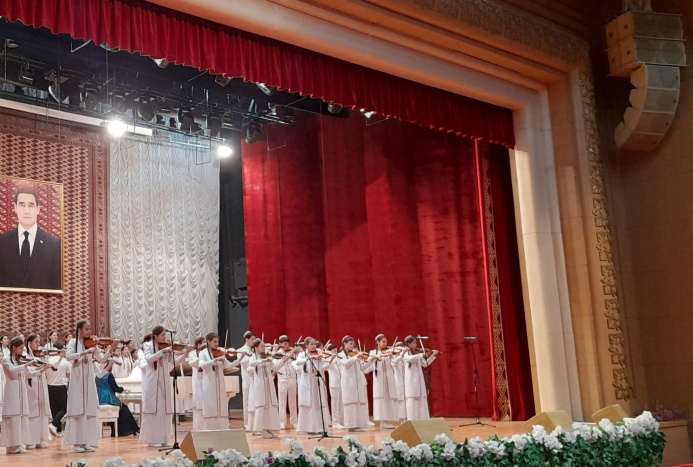  Первая, как всегда! Как прошел отчетный концерт ашхабадской музыкальной школы № 1