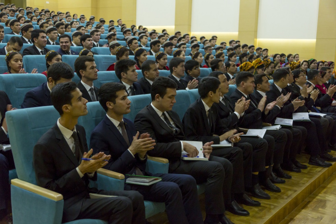  В Ашхабаде состоится награждение лауреатов Молодёжной премии Туркменистана