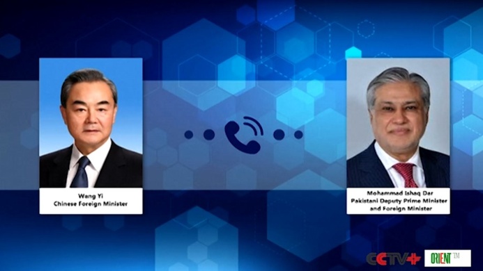  Министр иностранных дел Китая призывает сохранить достигнутое прекращение огня в Иране