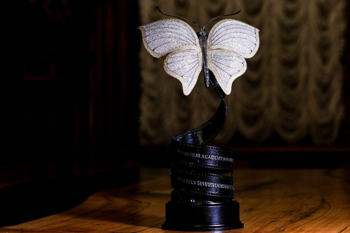  Туркменский художник удостоен «Бриллиантовой бабочки» - Евразийской кинопремии