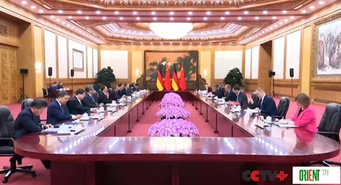  В Пекине прошли переговоры премьер-министра КНР и канцлера Германии