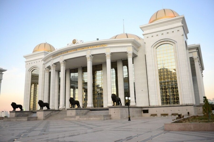  Зарубежные оперные певцы выступят в Ашхабаде