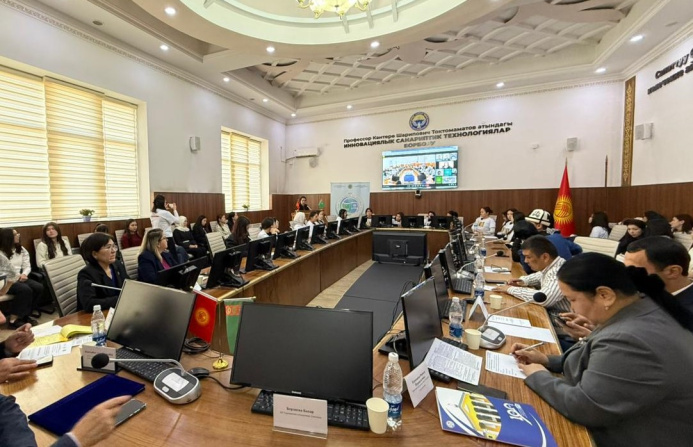  В Бишкеке состоялась конференция, посвящённая 30-летию нейтралитета Туркменистана