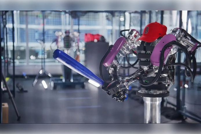  Роботы-бейсболисты из Кембриджа: Машины с человеческими рефлексами