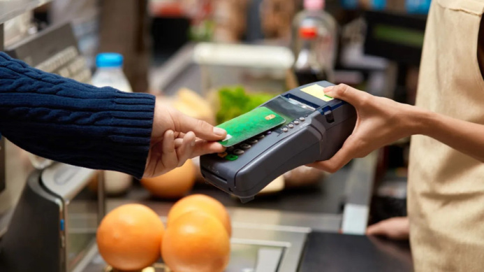  Turkmen citizens made over 20.2 billion manats in cashless payments for goods and services in 2025