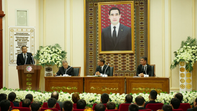  Конференция во Дворце Адалат: правовая модернизация и международные инициативы Туркменистана