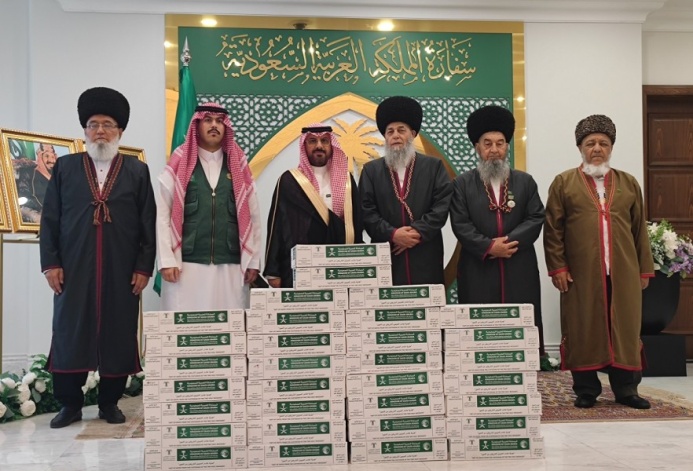  The Custodian of the Two Holy Mosques Donated 25 Tons of Blessed Dates to Turkmenistan as a Symbol of Faith
