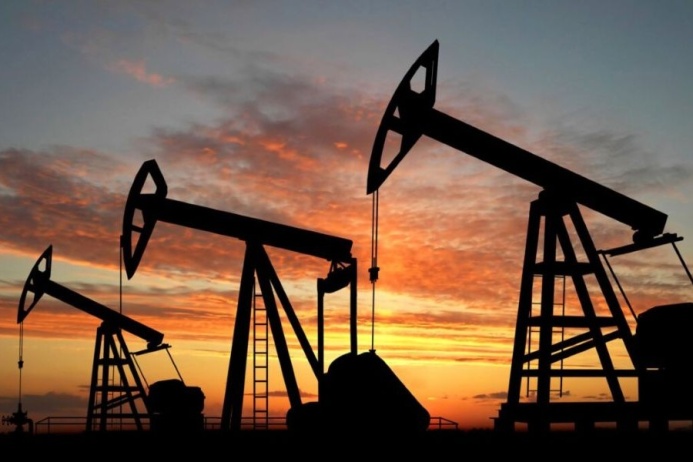  Кувейт временно сокращает добычу нефти для обеспечения безопасности поставок