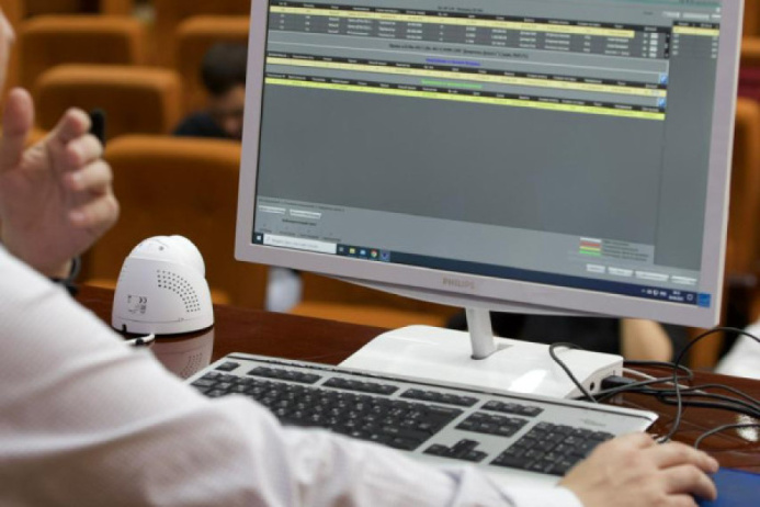  Карбамид, цемент и хлопчатобумажная ткань — итоги биржевых торгов недели