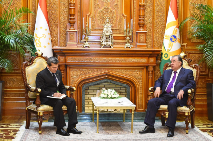  Ответный визит Бердымухамедова в Таджикистан обсудили Мередов и Рахмон в Душанбе