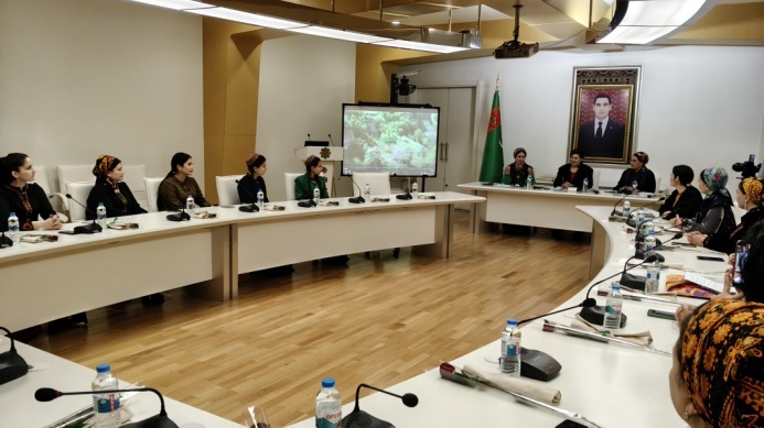  «Женщина и природа»: по случаю Международного женского дня состоялась творческая встреча