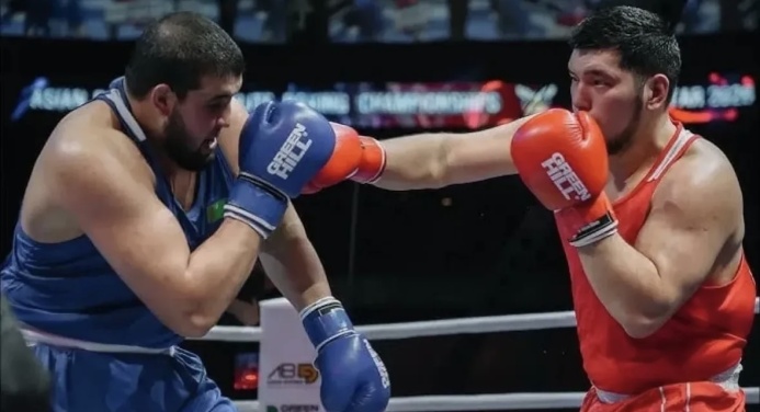  Туркменский боксер Довлет Исламов завоевал бронзу чемпионата Азии