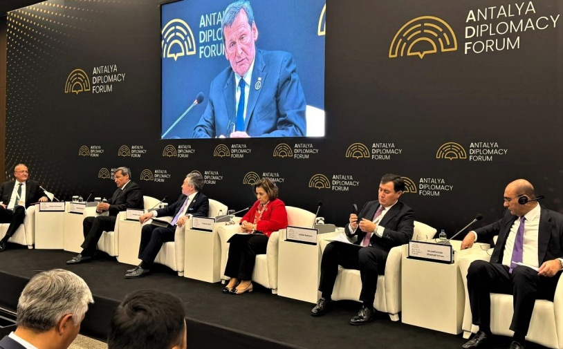 Туркменистан представил свои позиции на Анталийском дипломатическом форуме