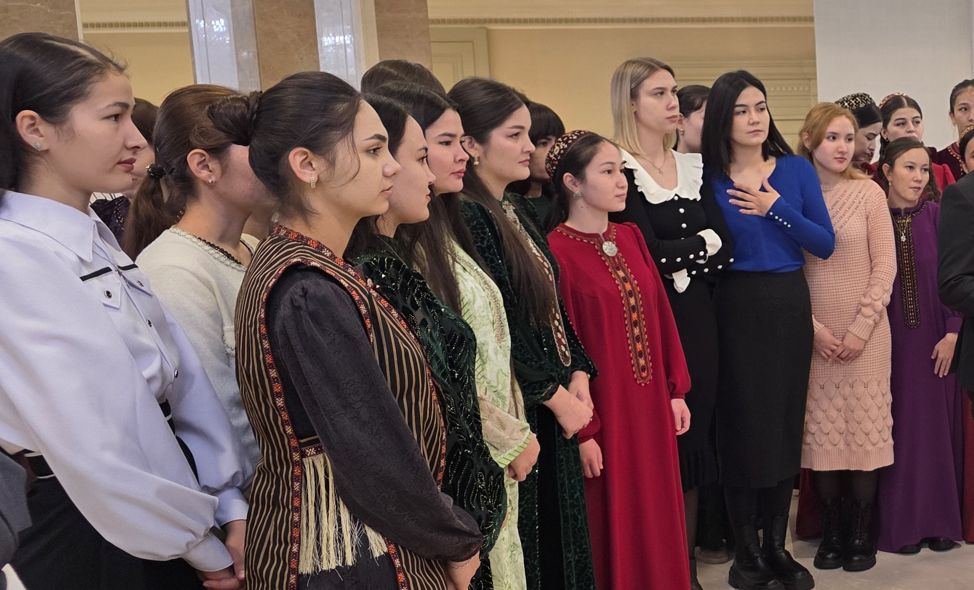 яяя-posolstvo-belarus-bgu-studenty (3).jpg