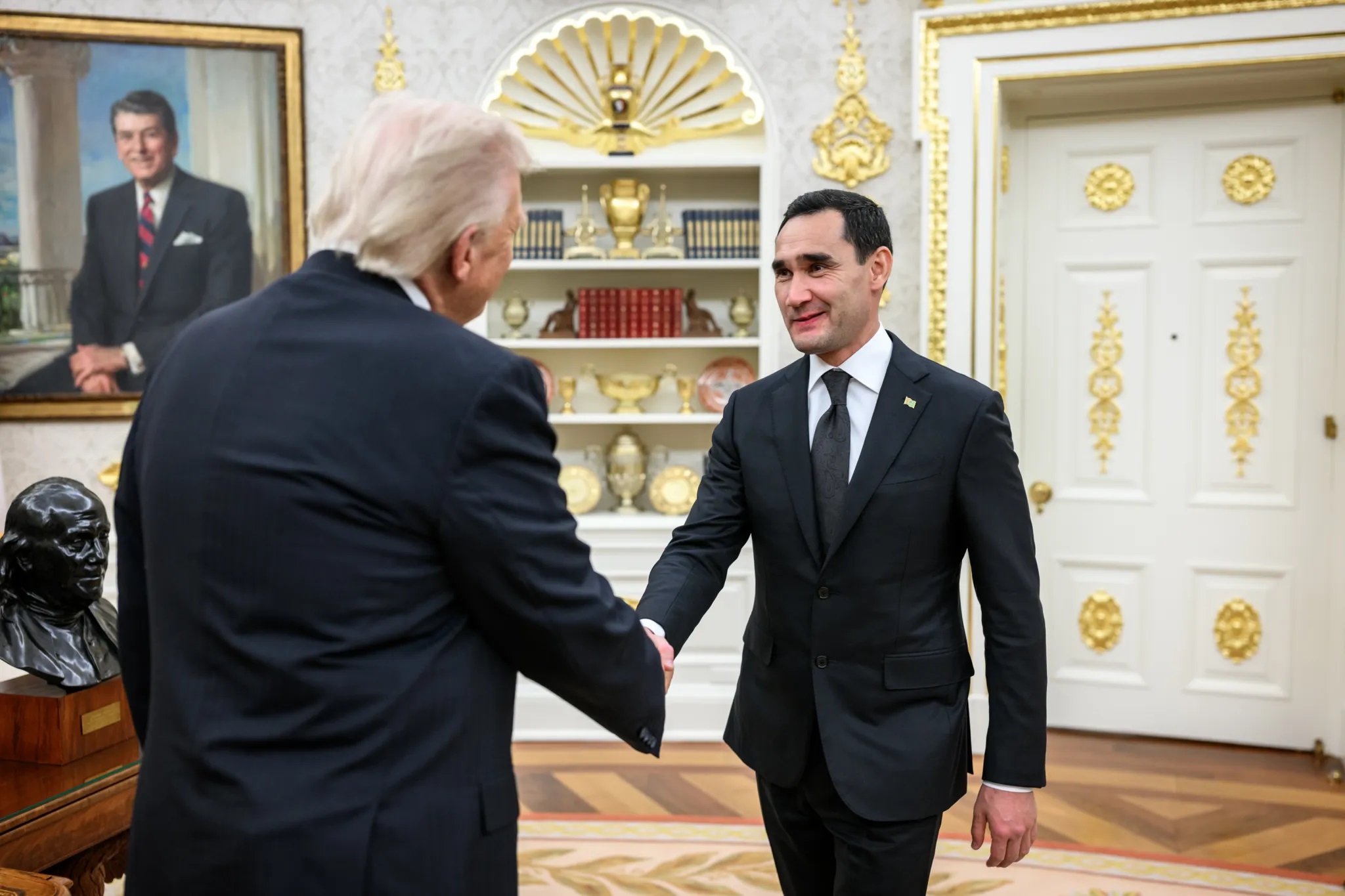 Trump-Berdimuhamedov -White House.jpg