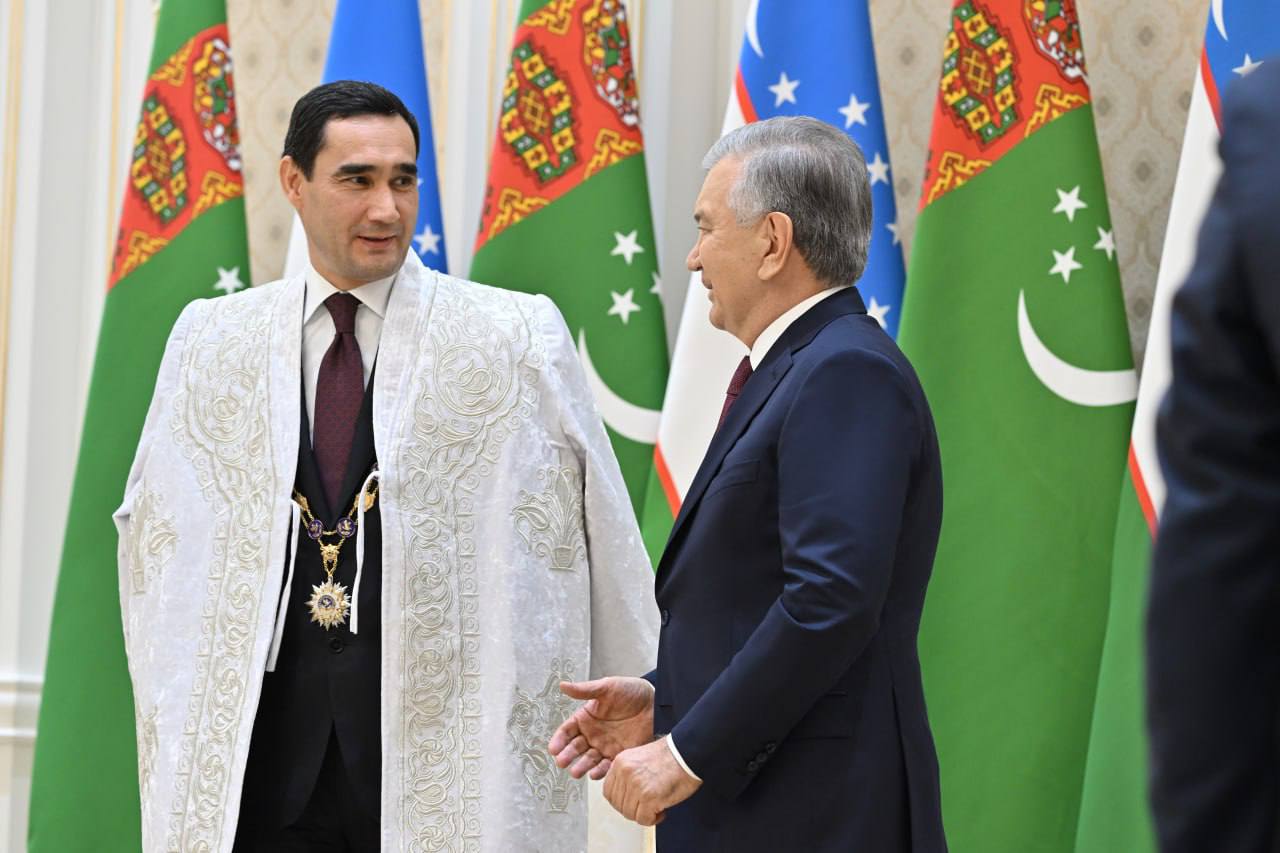 turkmenistan-berdymuhamedov-orden-uzbekistan-dostluk (2).jpg