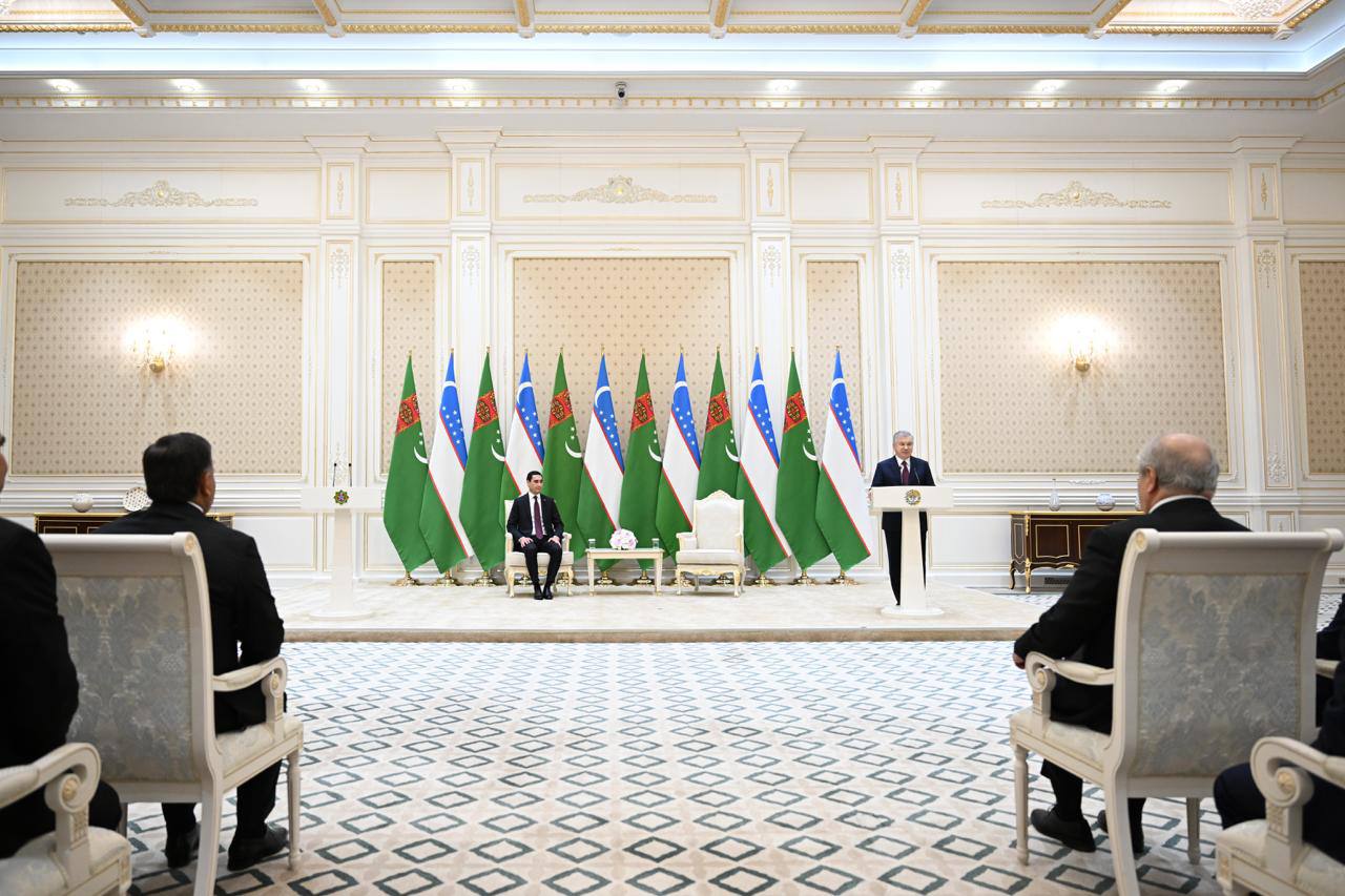 turkmenistan-berdymuhamedov-orden-uzbekistan-dostluk (5).jpg