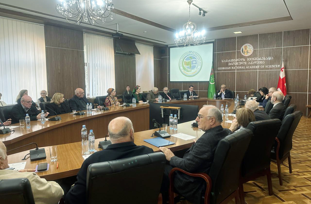 tbilisi-akademiya-nauk-neytralitet (3).jpg