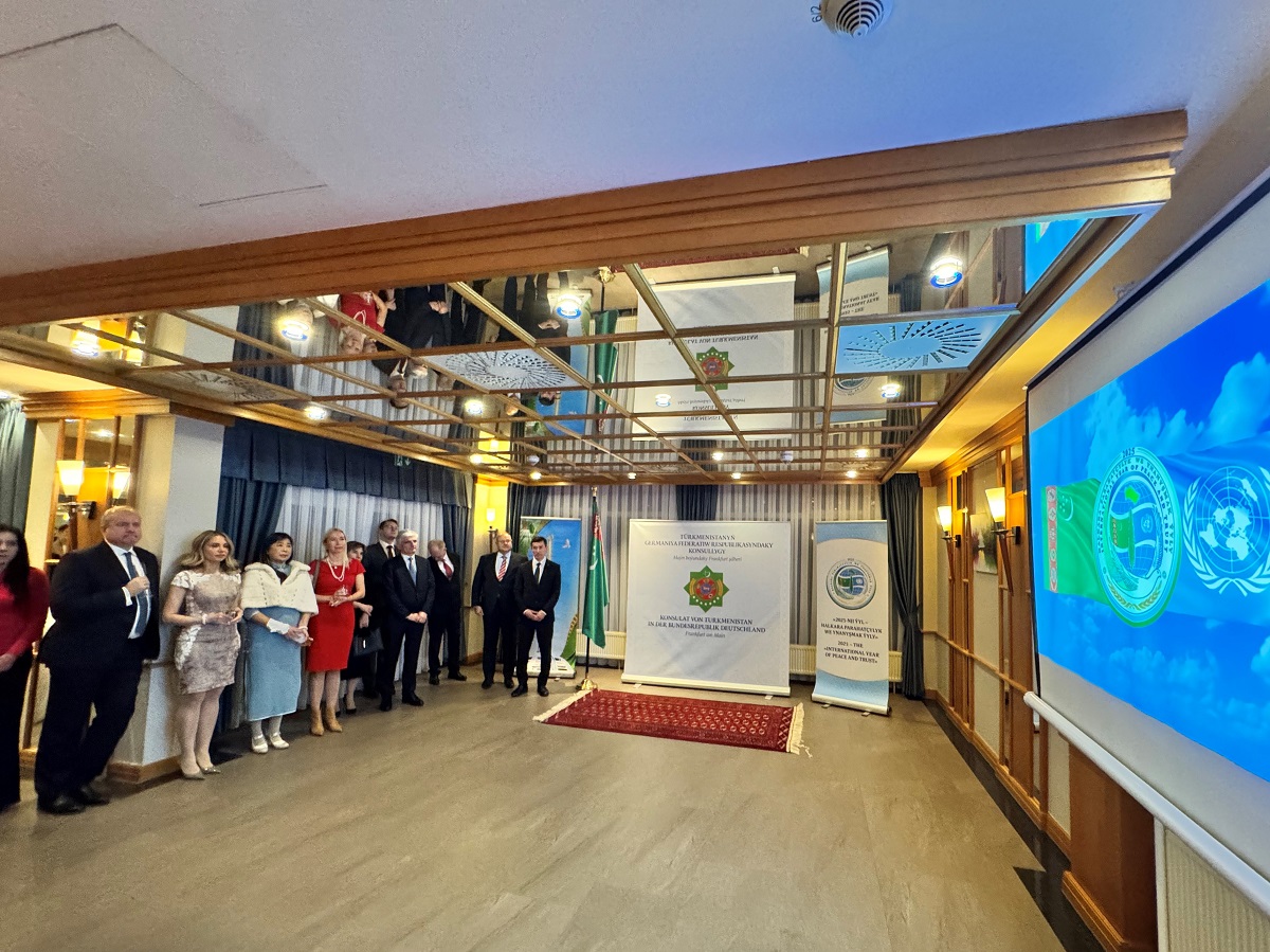 frankfurt-neytralitet-turkmenistan-priem (2).jpg