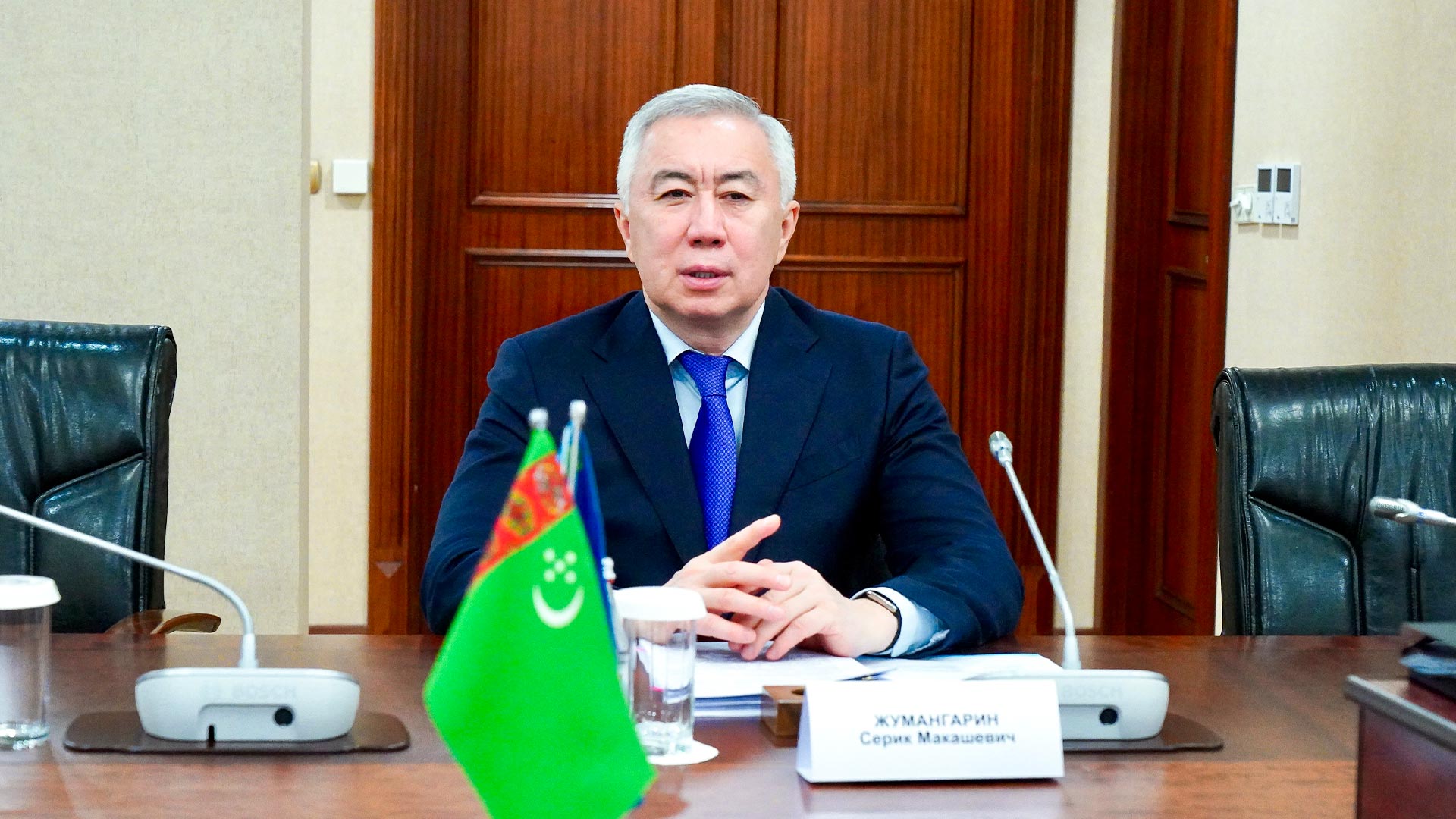 25112025-turkmenistan-kazahstan-geldimyradov-zhumangarin-agrotovary (2).jpg