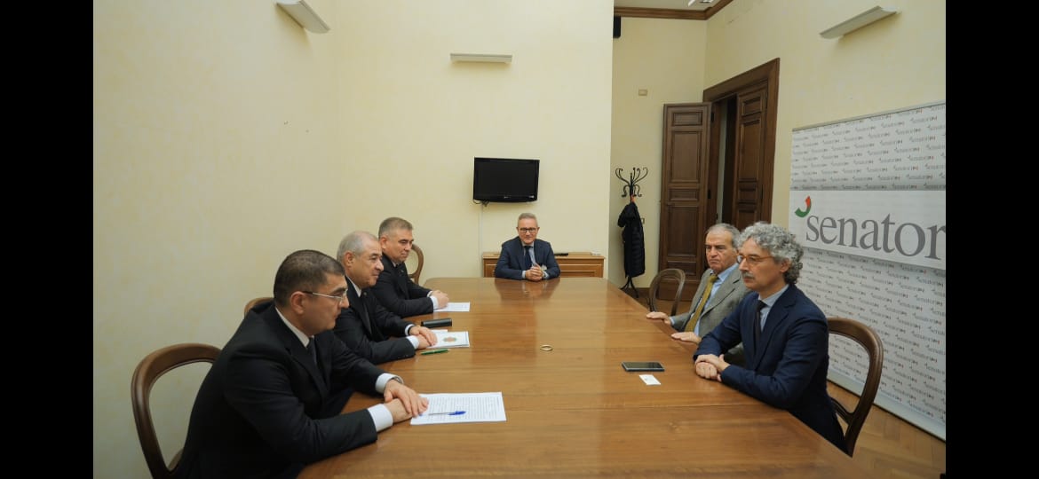 переговоры с сенатором Постоянной комиссии по образованию и культурному наследию Франческо Вердуччи