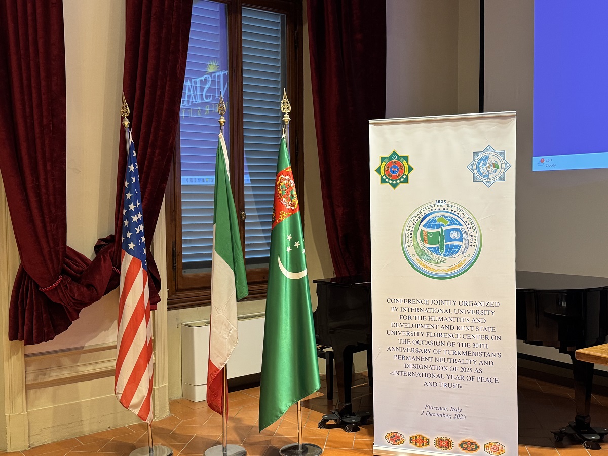 mugnir-peregovory-filial-universiteta-kent-florenciya (2).jpeg