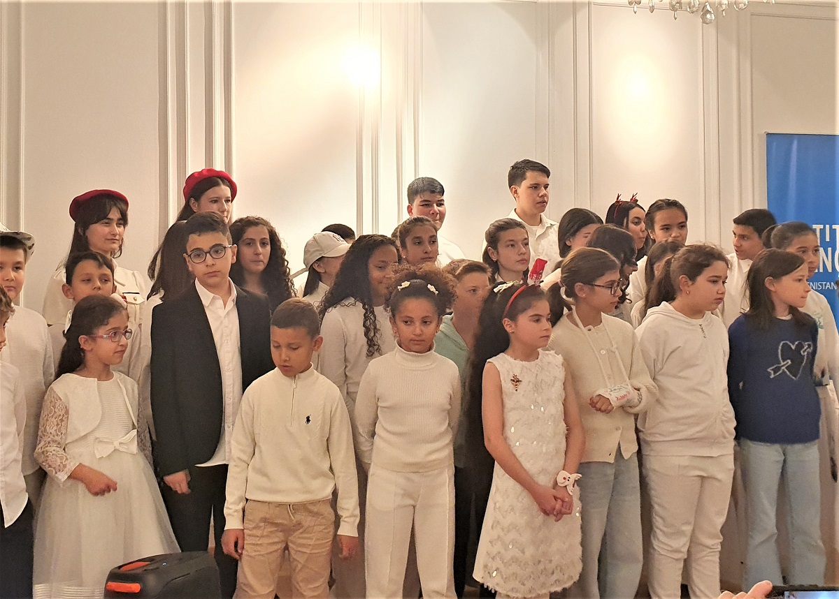 ashhabad-frantsuzskiy-hor-rozhdestvo (6).jpg