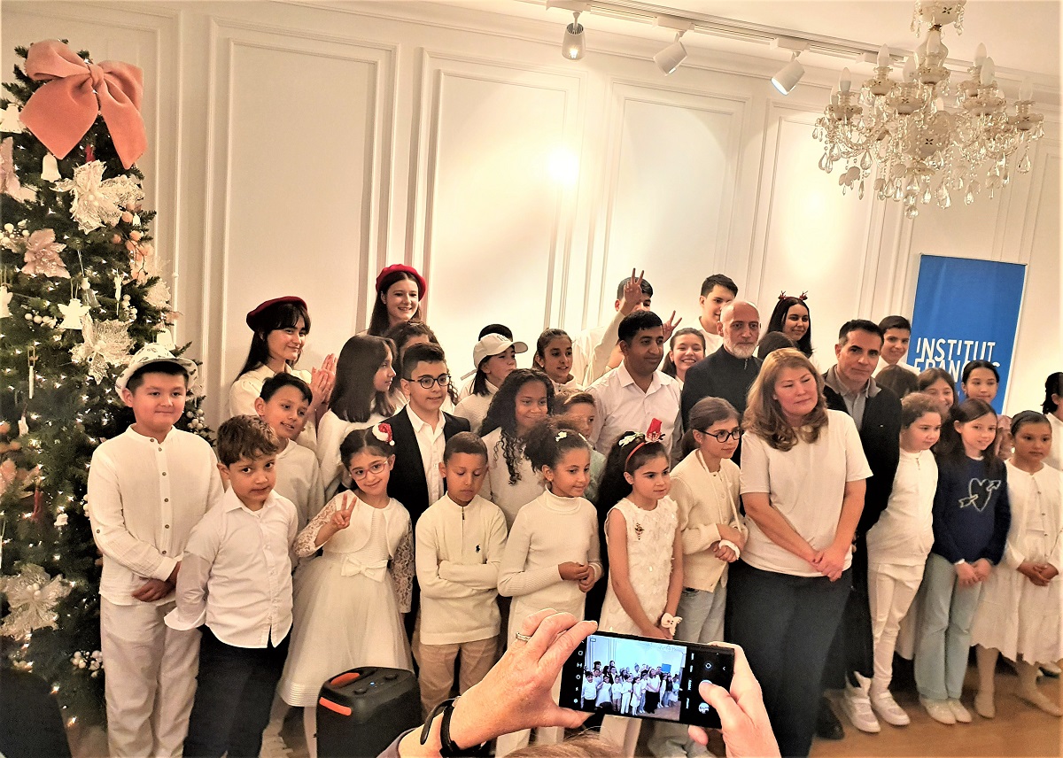 ashhabad-frantsuzskiy-hor-rozhdestvo (3).jpg