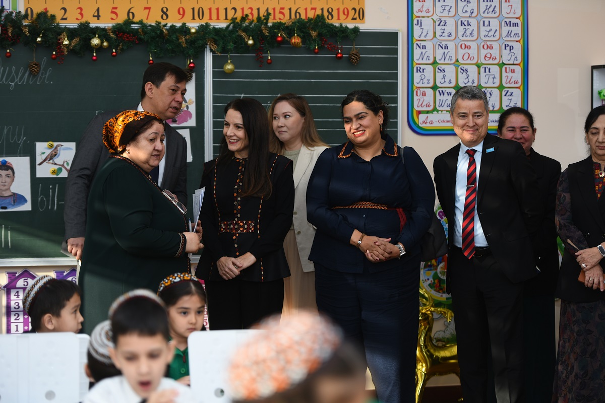 unicef-regional-director-turkmenistan-visit (1).jpeg