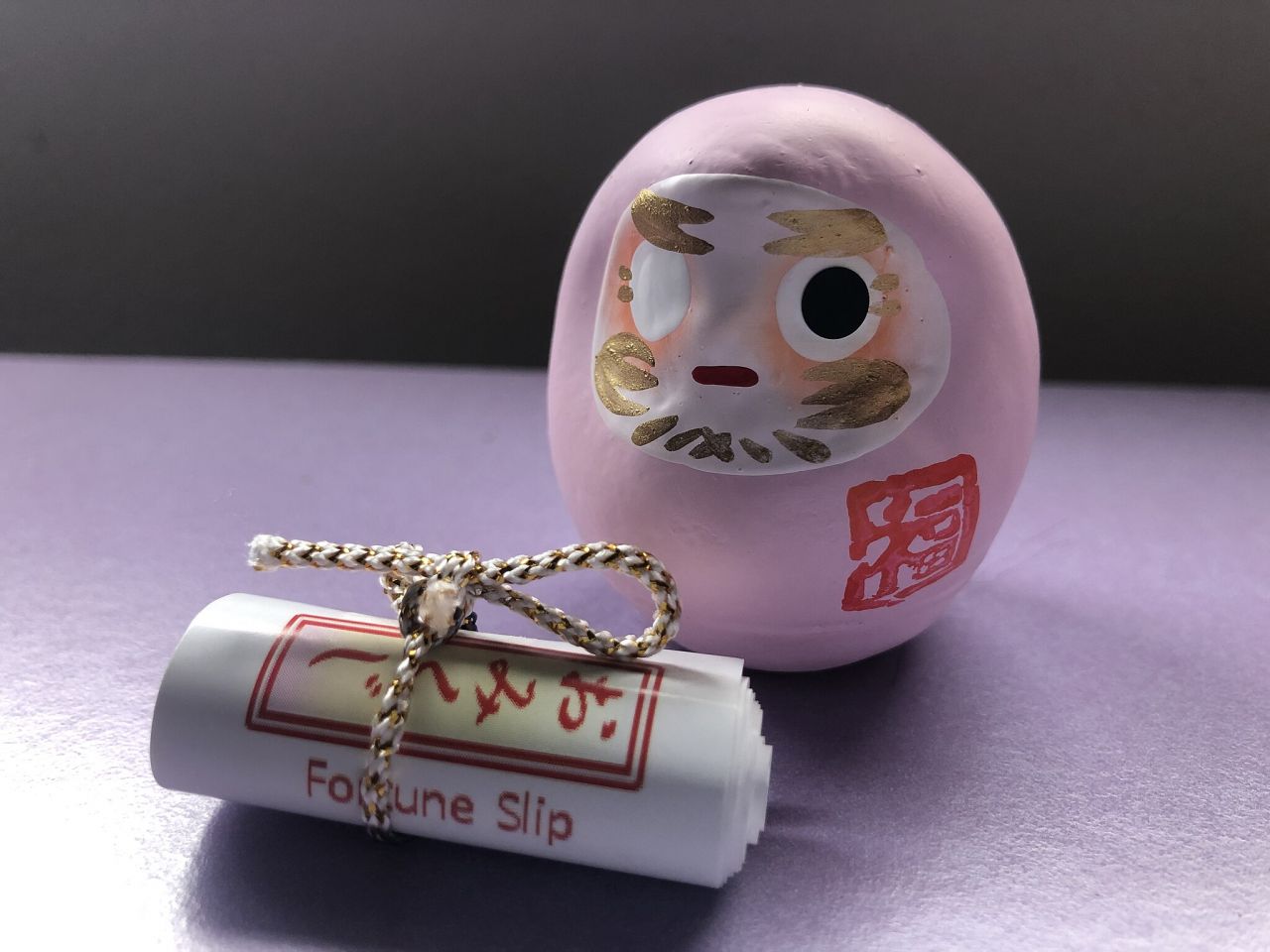 Daruma_rosa.jpg