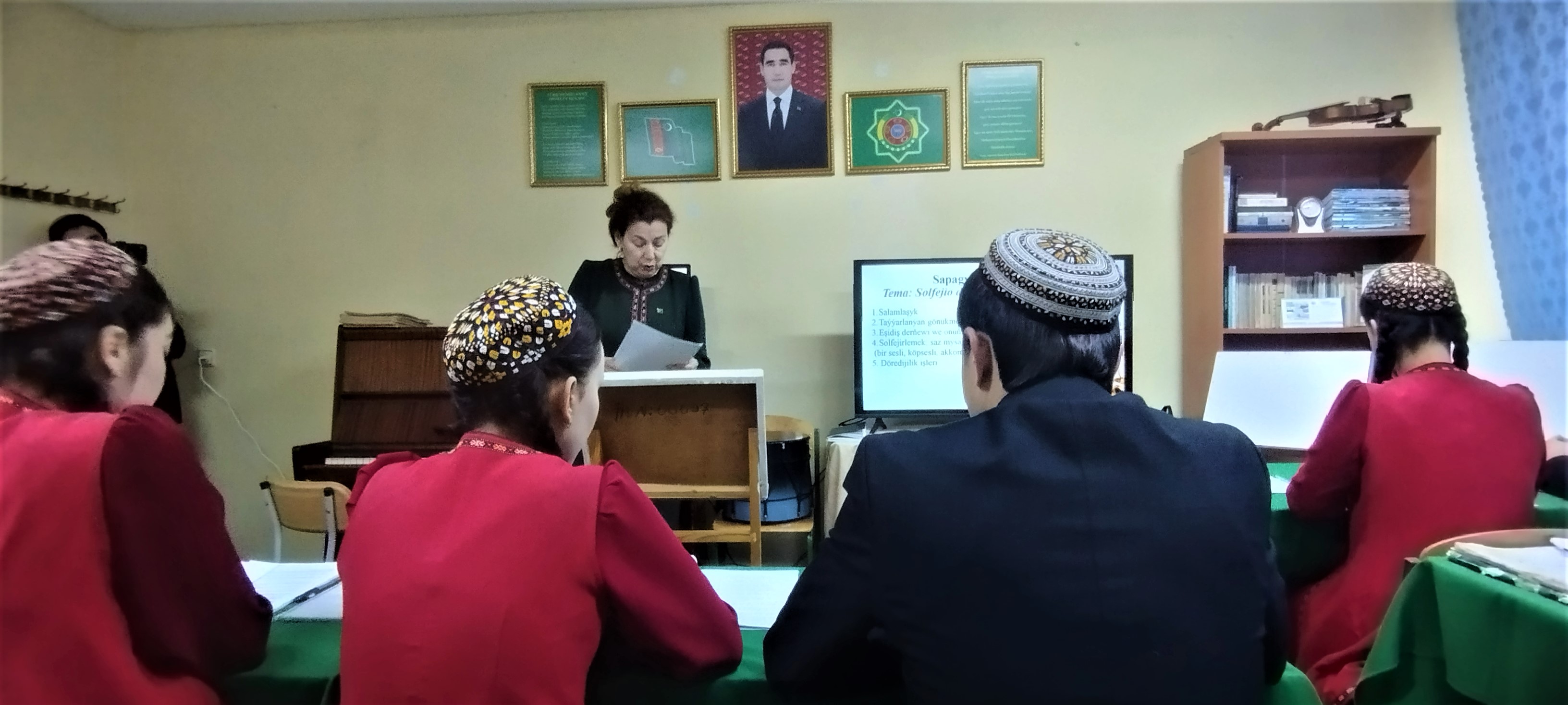 turkmen-music-education-solfeggio-master-class (3).jpg
