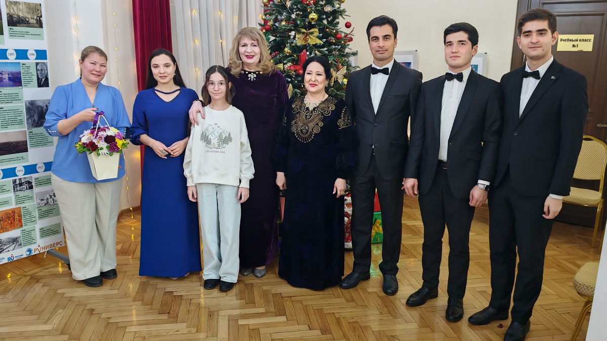 koncert-sviridov-russkiy-dom-ashgabat 7.jpg