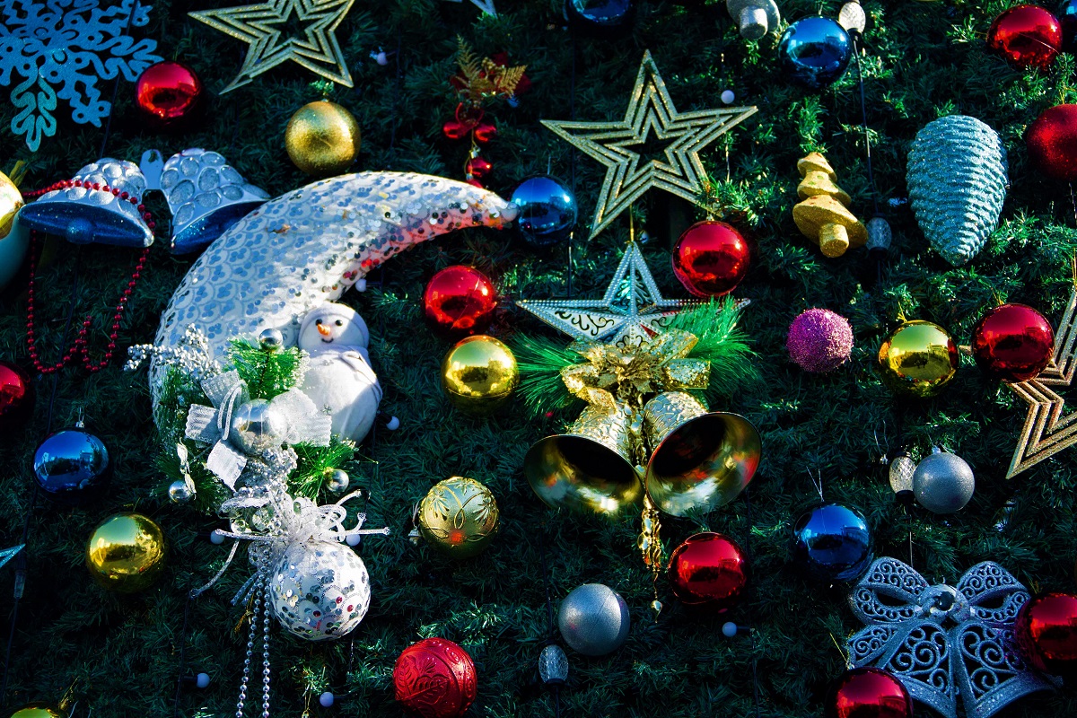 30122025-vzlom-novogodney-magii-fizika-chuda (2).jpg