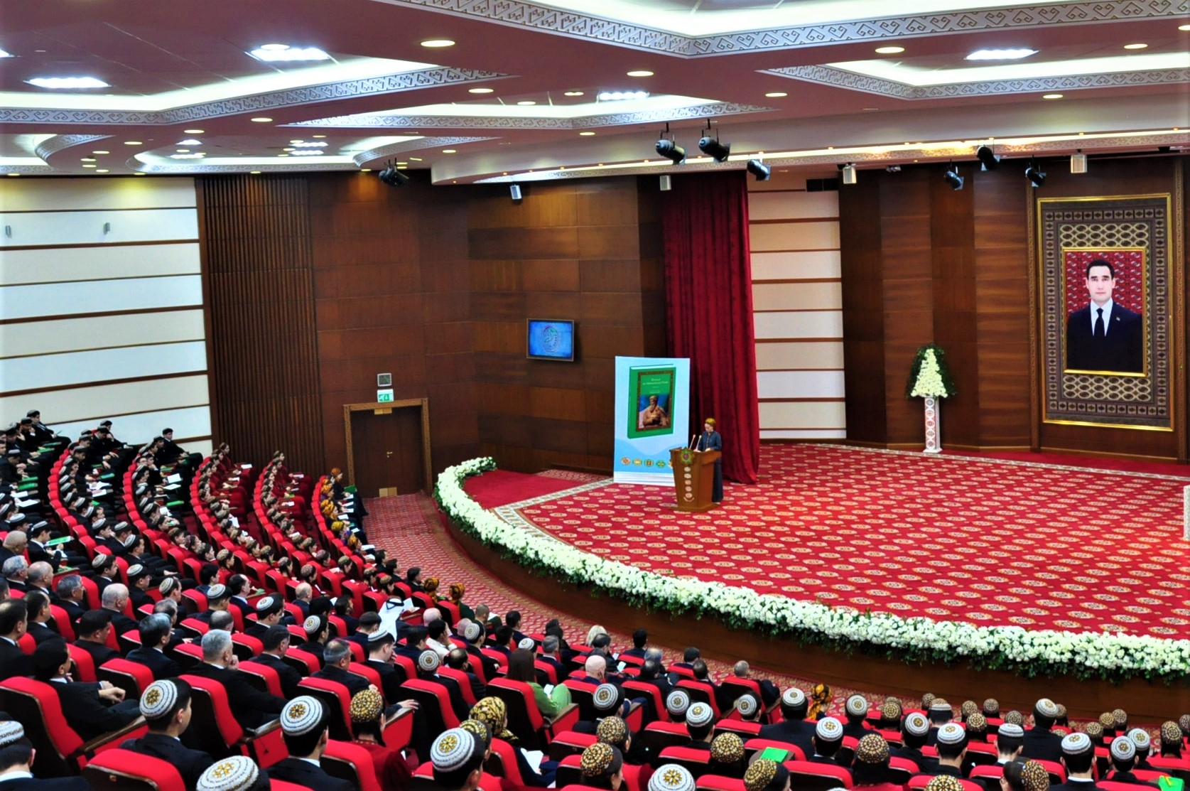 magtymguly-poems-translated-into-romanian-presentation (4).JPG