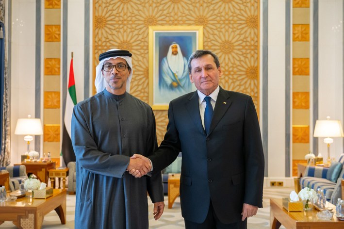 meredov-sheikh-mansour-abu-dhabi-economic-program.jpg