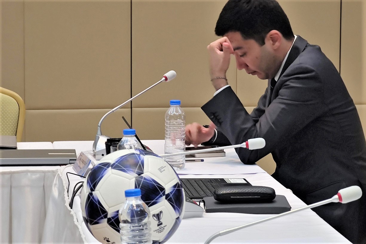 4 Задумчивый.jpg