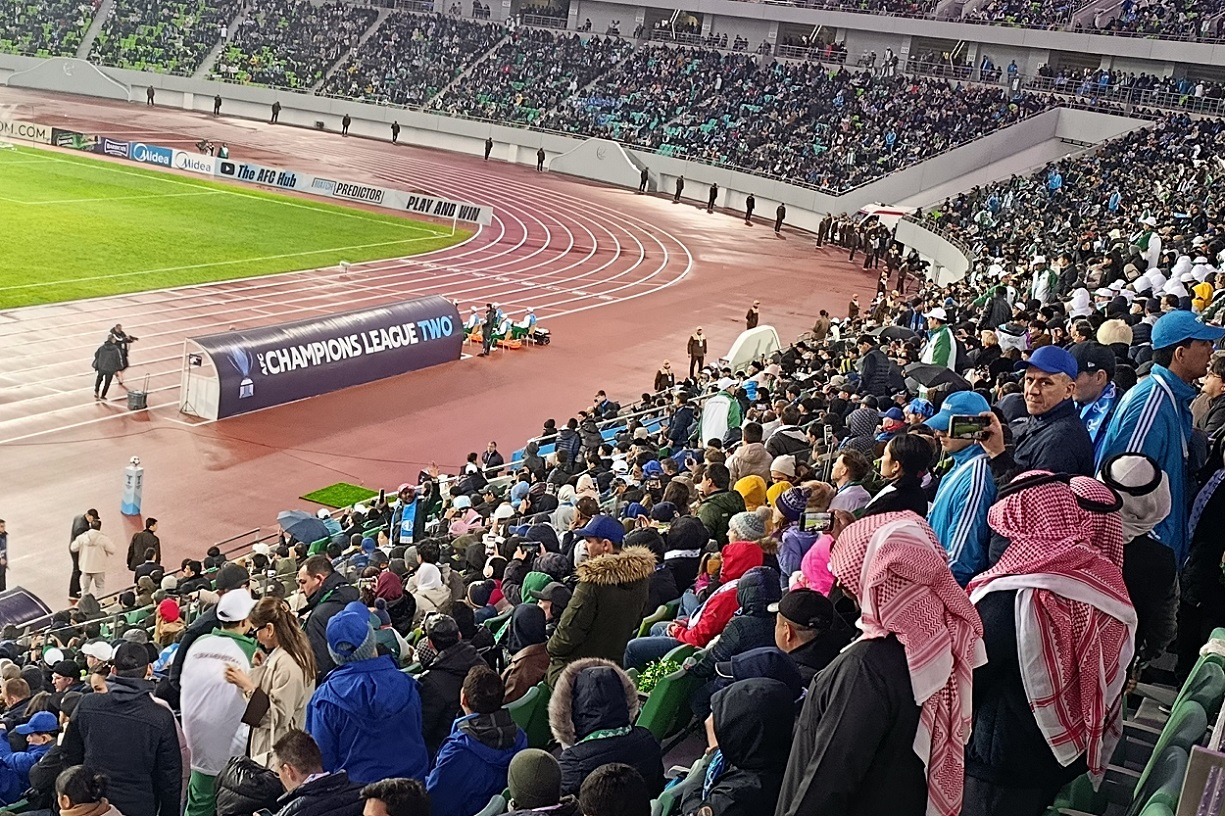 3 Трибуны.jpg