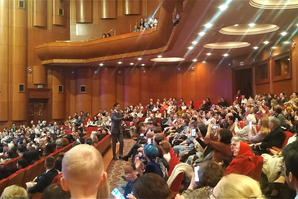 albert-zhalilov-rasul-klychev-concert-ashgabat (5).jpg