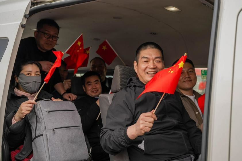 china-evacuation-iran-turkmenistan-serakhs (2).jpg