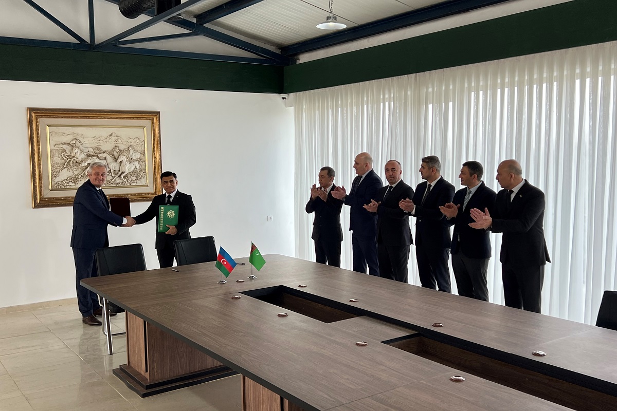 galkynysh-equestrian-performance-baku (1).jpeg