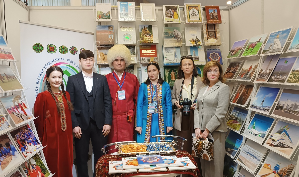 turkmenistan-national-pavilion-minsk-book-fair-2026 (2).jpg