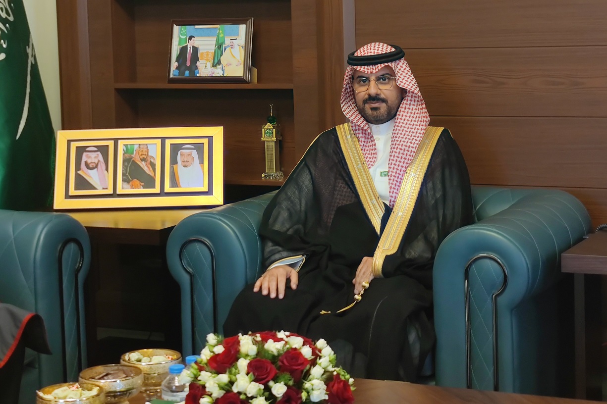 3. Посол Королевства..jpg