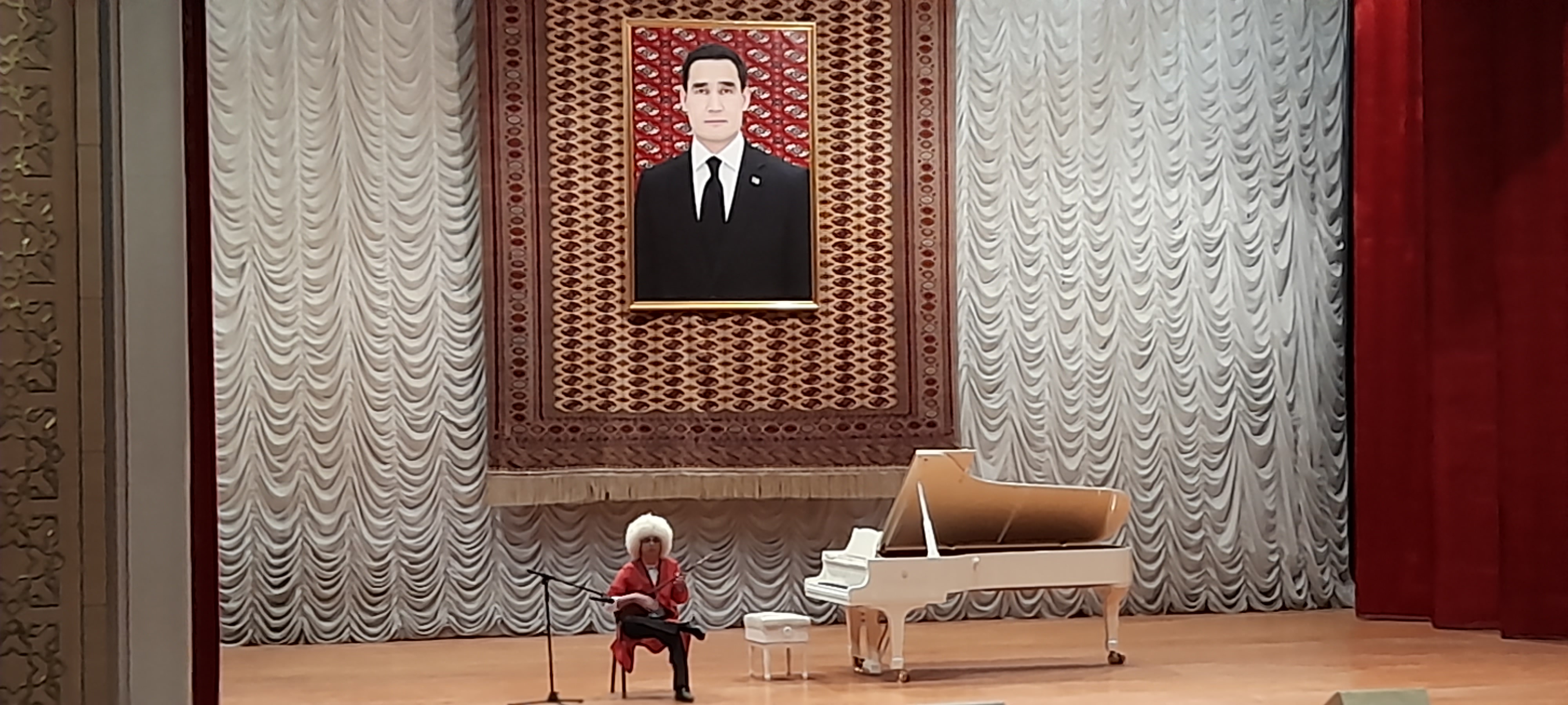 konkurs-vypusknikov-muzykalnyh-shkol-turkmenistana (3).jpg