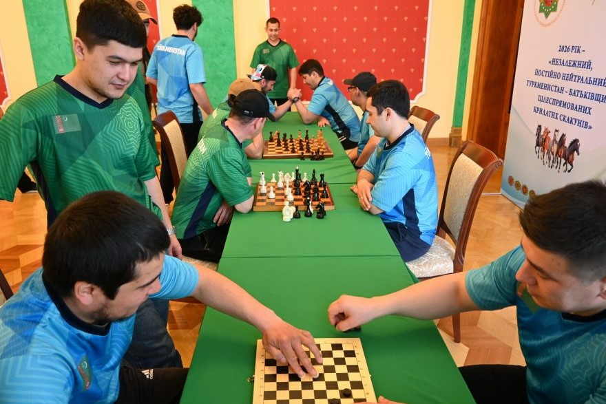 turkmen-youth-ukraine-world-health-day-sports (4).jpg