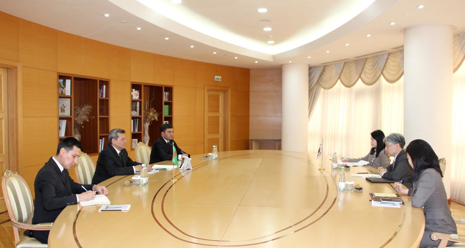 06042026-new-korean-ambassador-lee-won-jae-credentials-turkmenistan (2).jpg