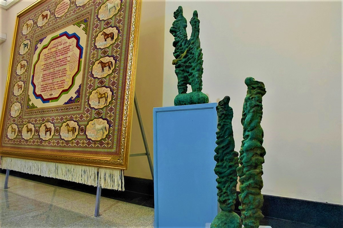 babasara-annamyradov-ada-gutlyev-exhibition-ashgabat-2026 (9).jpg