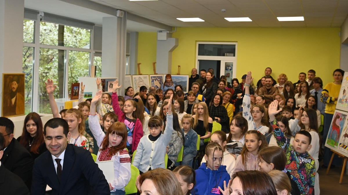 turkmenistan-horse-day-kyiv-library-makhtumkuli-2026 (4).jpg